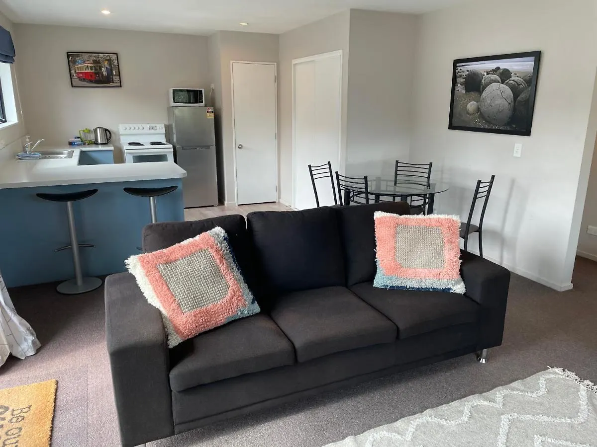 Comfy Villa - Christchurch Holiday Homes New Zealand